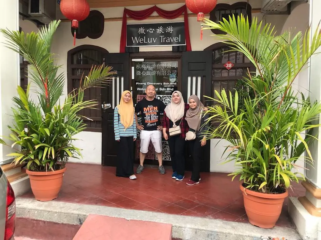 Weluv Travel Guesthouse George Town 2*,